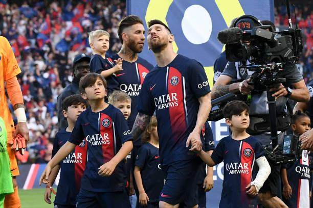 1685839425410025985.jpg 1258412939-612x612.jpg